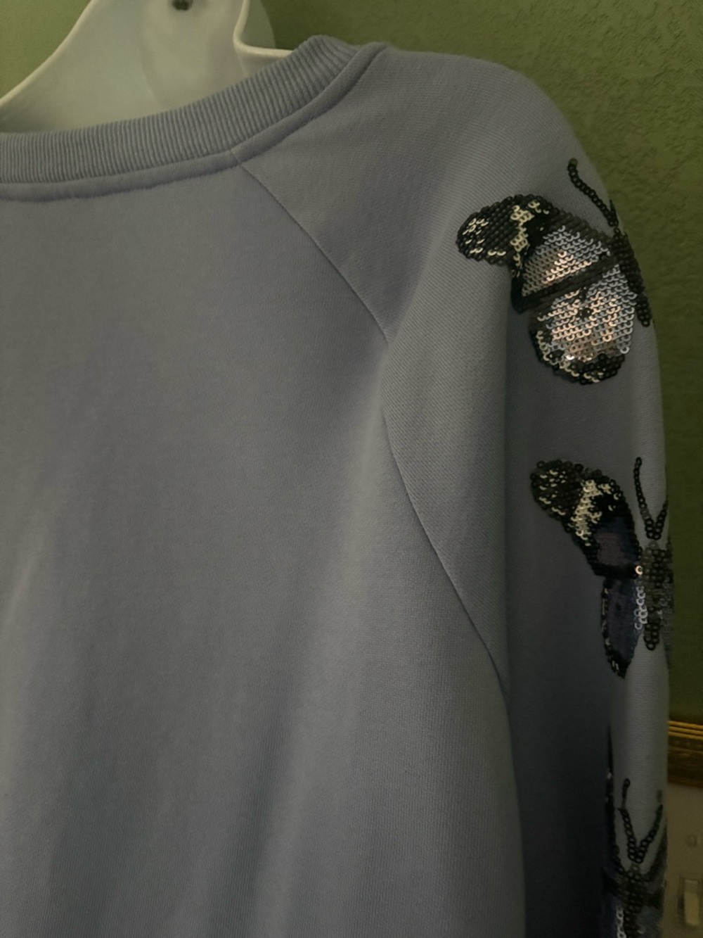 QUEEN OF SPARKLES Babyblue Sequin Butterfly Sweatshirt Sz L - Picture 9 of 15
